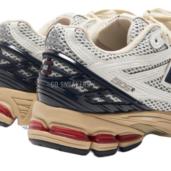 Унисекс кроссовки New Balance 1906R Sea Salt Eclipse True Red