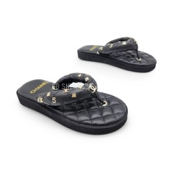 Chanel 5 Flip-flops Black